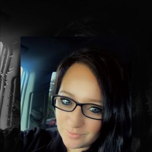 Meet your Posher, Brittney